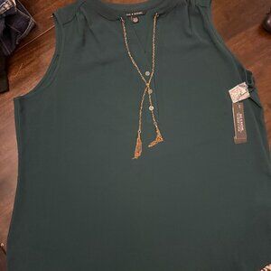 Zac & Rachel Dark Green Blouse with Necklace Size XL